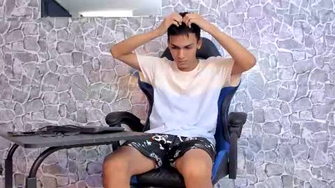alejo peverell online show from July 12, 5:16 pm