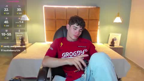 ALejoo Saenz online show from October 29, 4:03 am