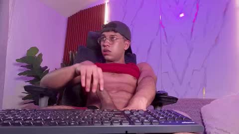 Alejo online show from February 11, 8:34 pm