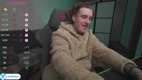 Alex and Linar online show from October 15, 5:14 pm