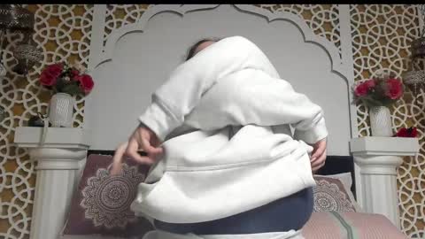 alesha_arabian_ online show from February 2, 5:15 am