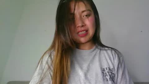 QUEEN OFF MILk  IM BACK  15 NOV online show from October 5, 4:25 pm