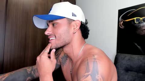 Alessandro Vanni online show from March 11, 5:35 am