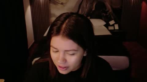 alessiamonroe_ online show from March 17, 11:43 pm