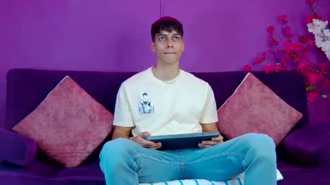 Alessio online show from November 28, 12:45 pm