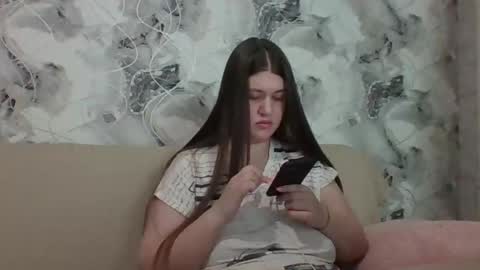 Aletta Oushen online show from March 6, 1:14 pm