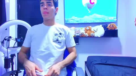 sneider online show from December 14, 3:24 am