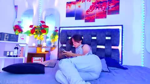 sneider online show from September 14, 7:59 pm