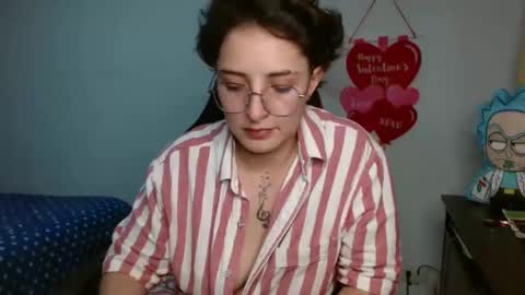 Snapshot of alex_parker07 chatting on February 15, 5:41 am Alex Parker online show from February 15, 5:41 am