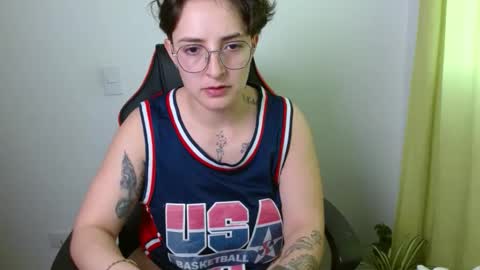 Snapshot of alex_parker07 chatting on March 12, 9:56 pm Alex Parker online show from March 12, 9:56 pm