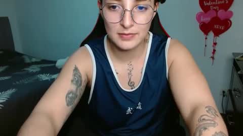 Snapshot of alex_parker07 chatting on February 19, 11:14 pm Alex Parker online show from February 19, 11:14 pm