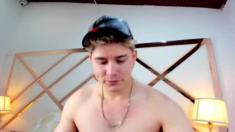 Alex  online show from May 29, 8:18 pm