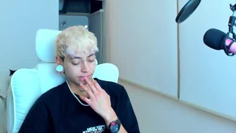 Residente0xxx online show from November 27, 6:54 am