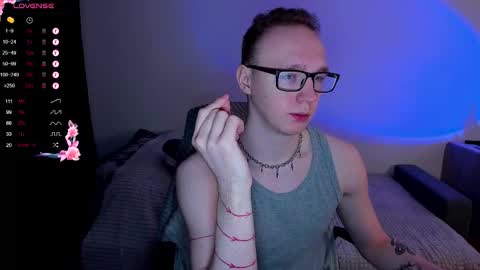 alex_silent online show from December 2, 12:03 pm