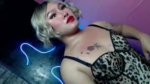 alexa_hansung online show from February 18, 5:57 pm