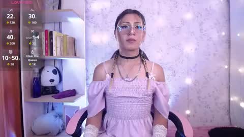 alexaavandercloude online show from June 5, 10:26 pm