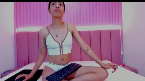 alexagrace12 online show from January 10, 5:07 pm