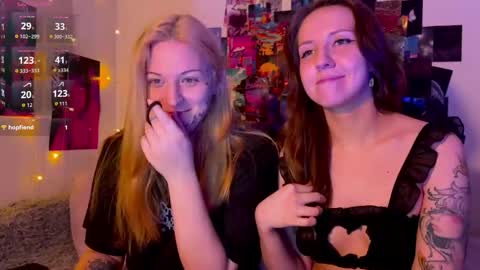 alexalarose online show from April 24, 3:52 am