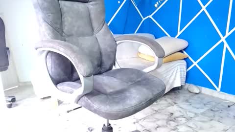 alexander online show from May 2, 2:23 pm