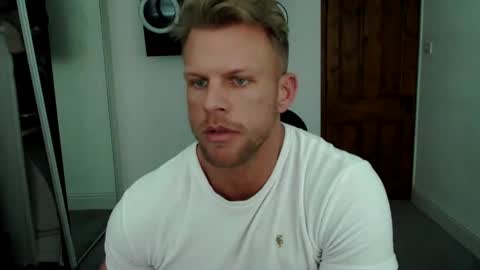 Alexander Steel online show from April 3, 5:09 pm