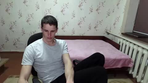 alexanderstrongs online show from March 28, 7:48 pm