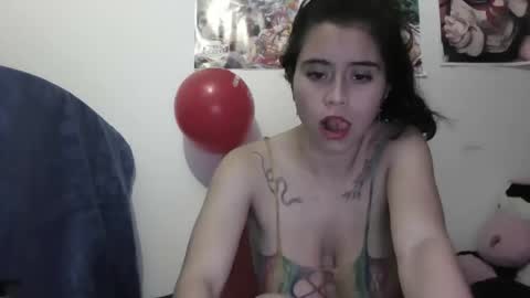 Snapshot of alexandra_65 chatting on October 19, 11:31 pm alexandra online show from October 19, 11:31 pm