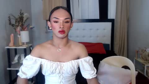 youre little alexa online show from February 18, 1:44 pm