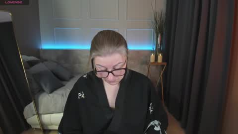 Alexandra online show from March 1, 8:53 pm