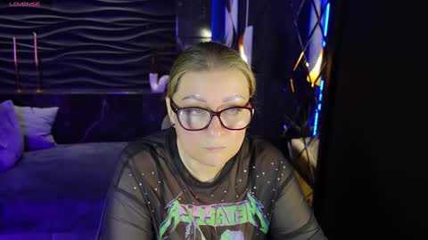 Alexandra online show from February 19, 9:25 pm