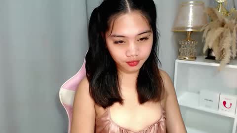 Andrea online show from May 13, 11:36 pm