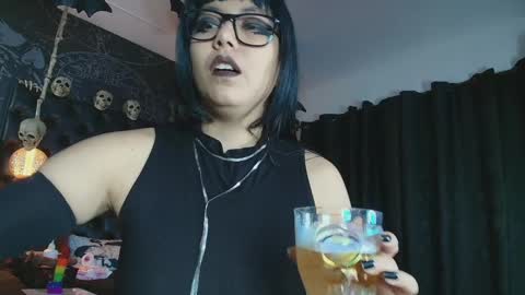 Alex online show from April 4, 6:59 pm