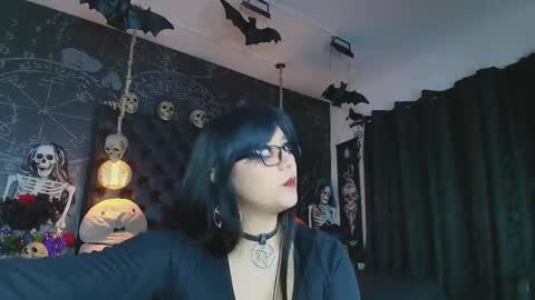 Alex online show from November 25, 7:01 pm