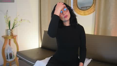 alexia_clark7 online show from February 3, 8:02 pm