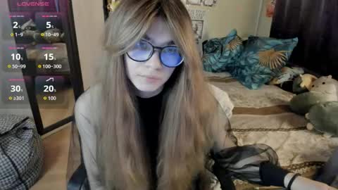 alexiamaiex online show from April 18, 2:24 am