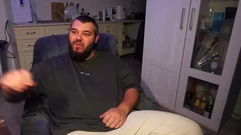 Alex online show from December 5, 10:51 pm