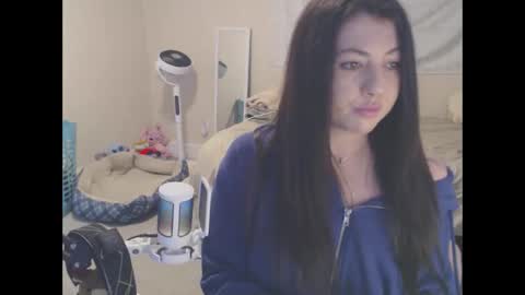 alexislove8 online show from January 13, 7:21 pm