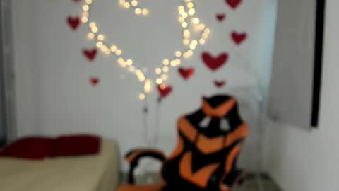 ALEXJ BLACK online show from February 25, 2:09 pm