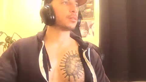 Alexxx online show from April 3, 5:20 pm