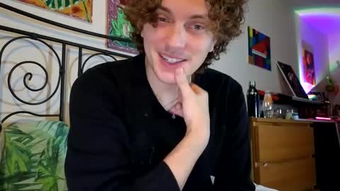 Snapshot of alexrhodesxxx chatting on January 8, 2:25 pm Alex online show from January 8, 2:25 pm