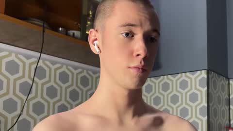 Alex online show from December 13, 12:09 am