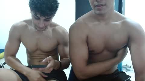 alfred_cantillo online show from November 29, 10:06 pm