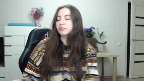 Alice online show from November 16, 8:22 pm