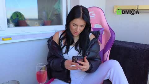 Snapshot of alice_bane chatting on January 28, 10:55 am A R Y A  T I A online show from January 28, 10:55 am