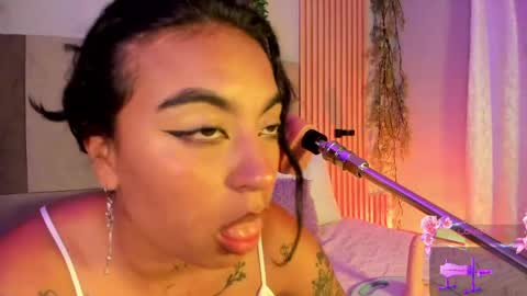 Mey online show from April 17, 10:56 pm