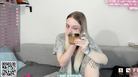 alice_halle online show from January 14, 12:18 am