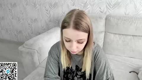 alice_halle online show from May 16, 3:03 am