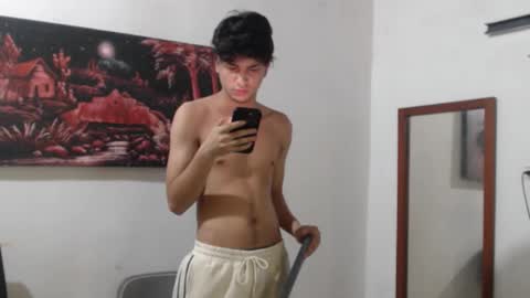 alice online show from December 18, 9:54 pm