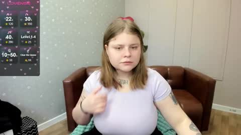 alice_lissa_x online show from May 2, 9:48 am