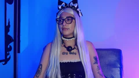      online show from February 22, 1:31 am