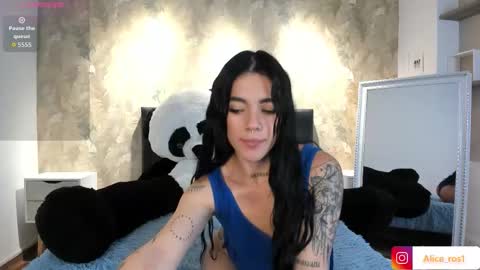 Alice  online show from October 6, 3:35 am